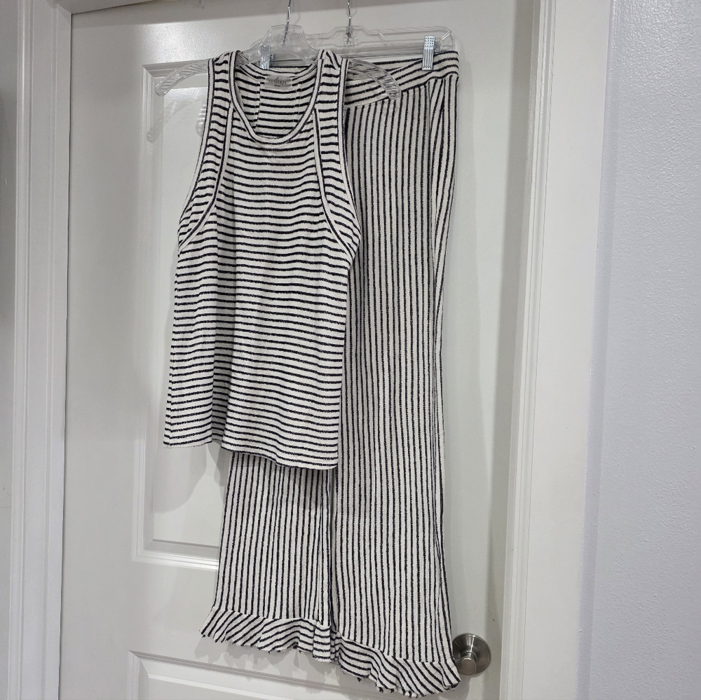 Sundays Black and White Striped Loungewear Set (S/M Size)